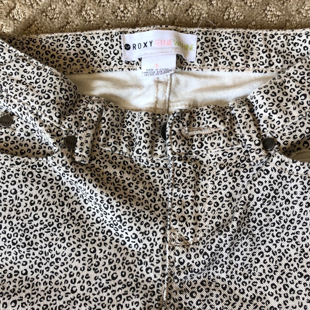 Roxy tween wahine Leopard Jean  pants